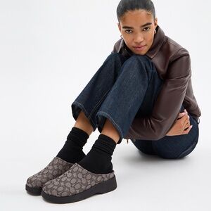 New Coach Link Mule In Signature Jacquard Color:Oak Maple